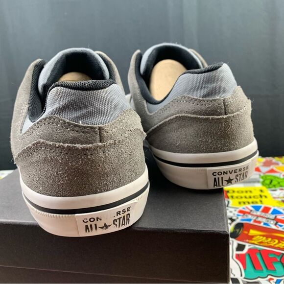 Converse Low Suede Star Size 10.5 Women's - Picture 10 of 11